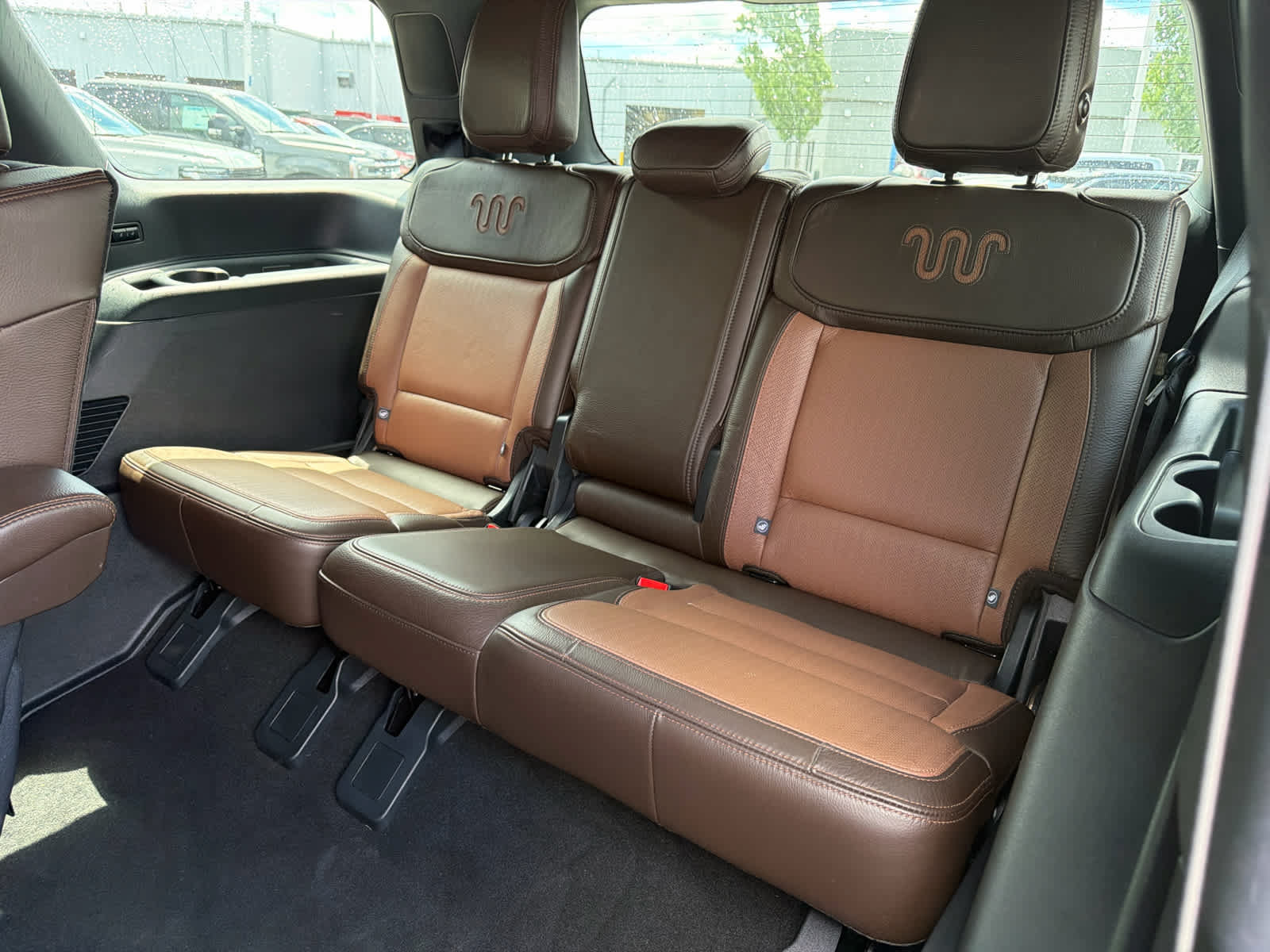 Used 2025 Ford Expedition King Ranch AWD/4WD image 14