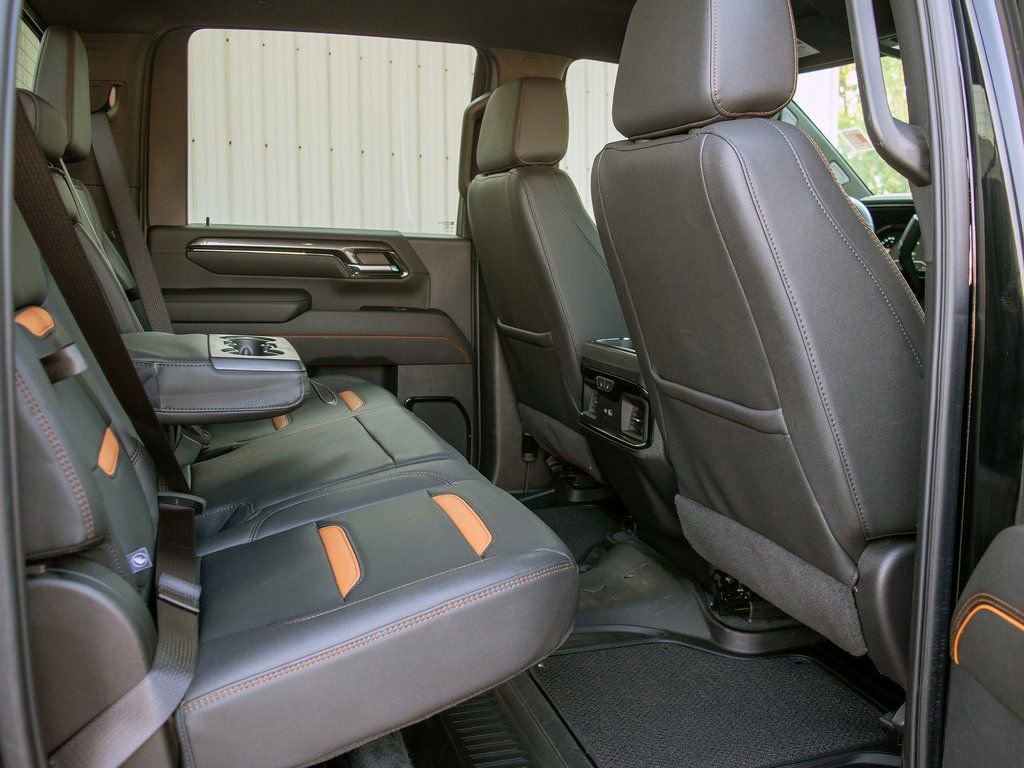 Used 2024 GMC Sierra 2500 AT4 w/ AT4 Preferred Package image 33