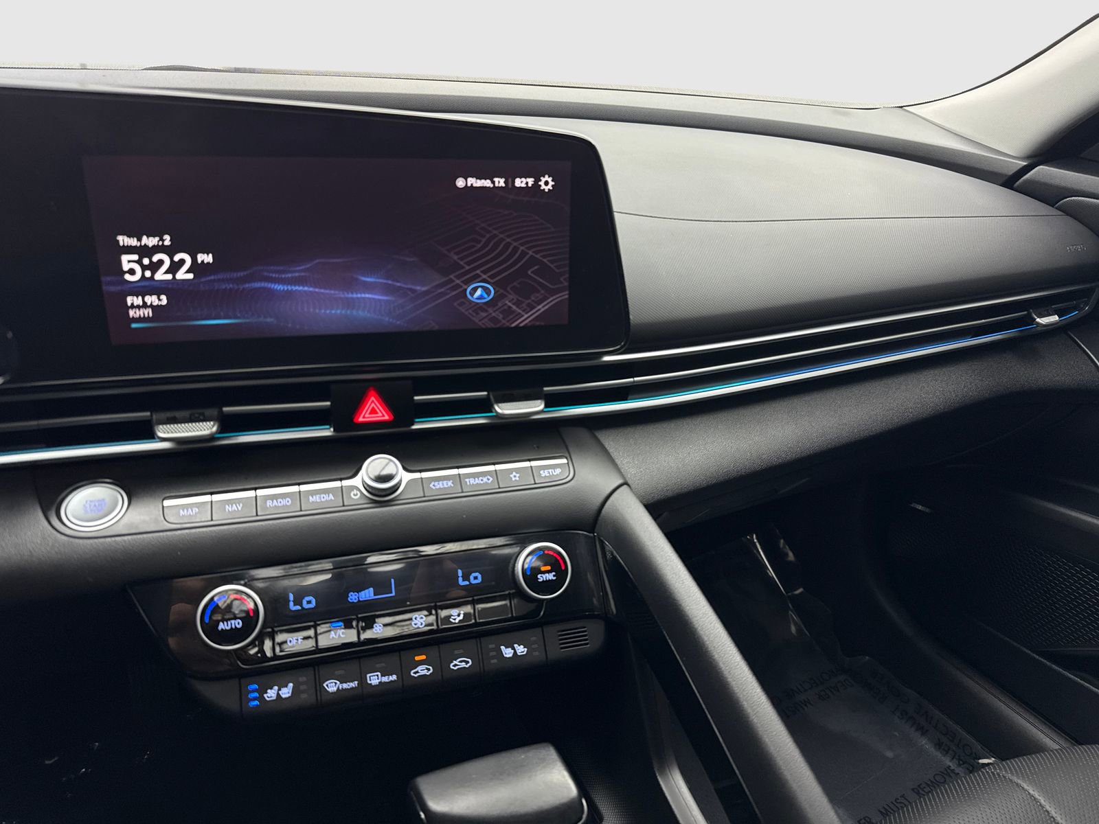 Used 2023 Hyundai Elantra Limited image 24