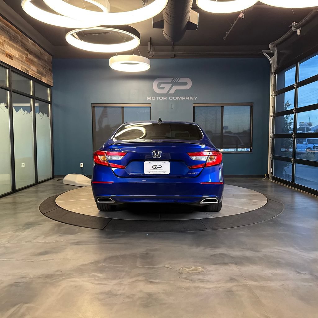 Used 2022 Honda Accord Sport image 4