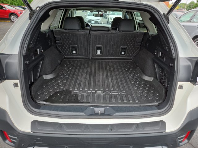 Used 2021 Subaru Outback Onyx Edition XT AWD/4WD image 18