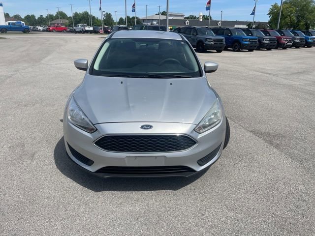 Used 2018 Ford Focus SE FWD image 3
