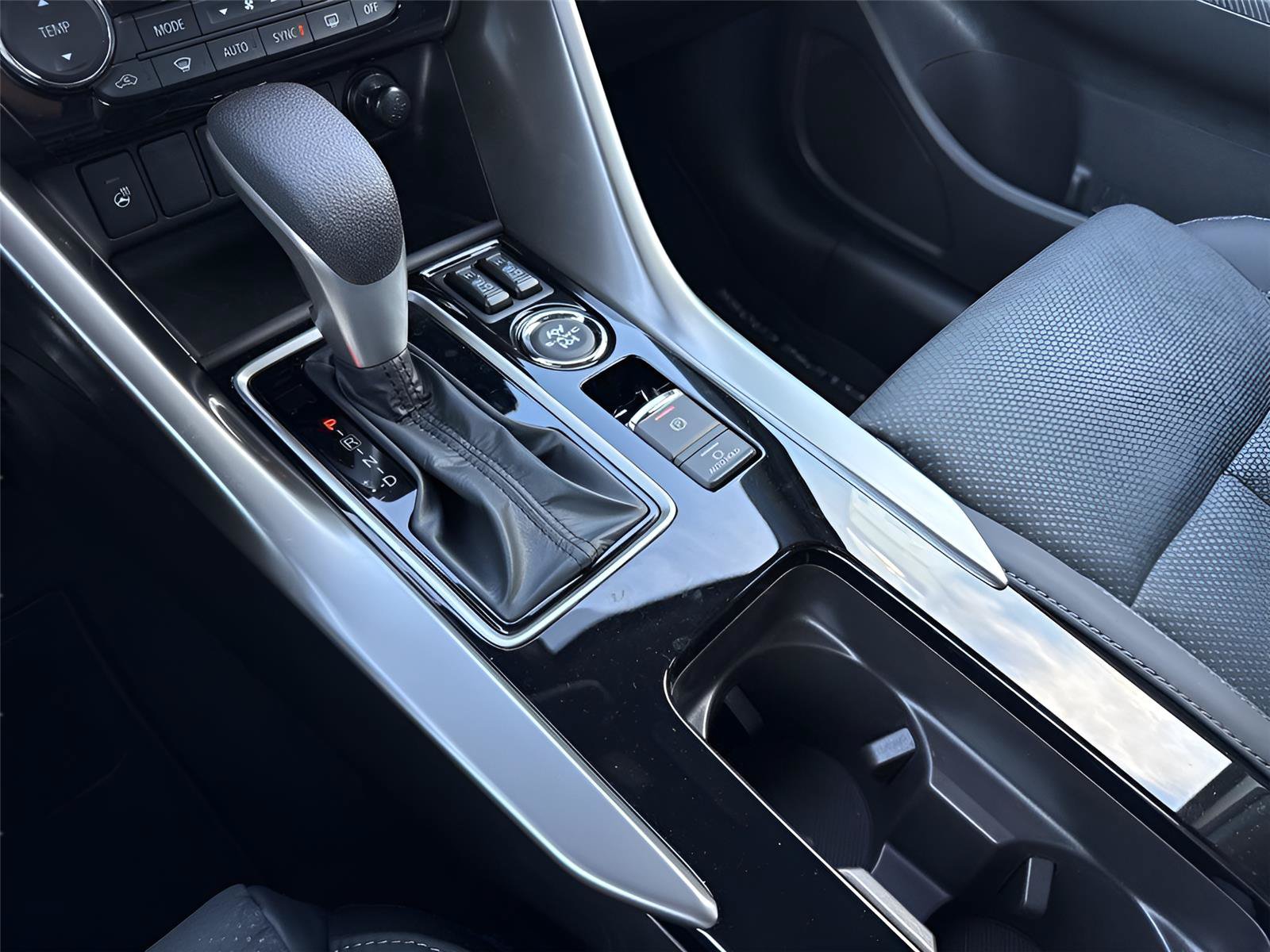 New 2026 Mitsubishi Eclipse Cross AWD image 21