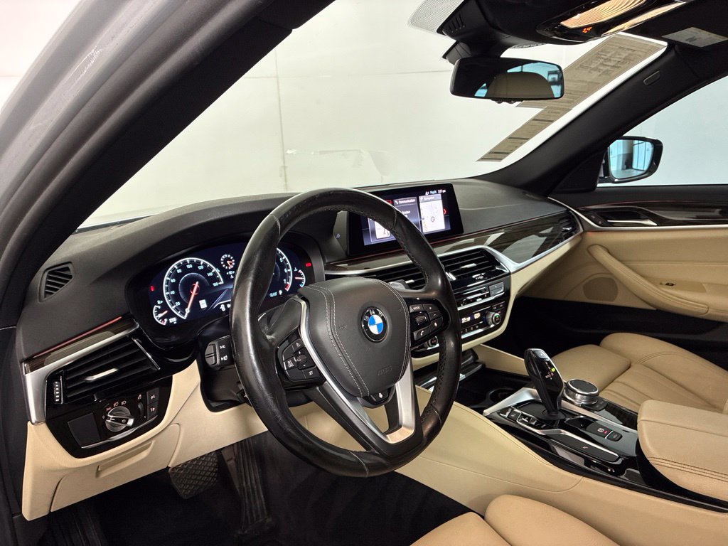 Used 2019 BMW 530i RWD image 19