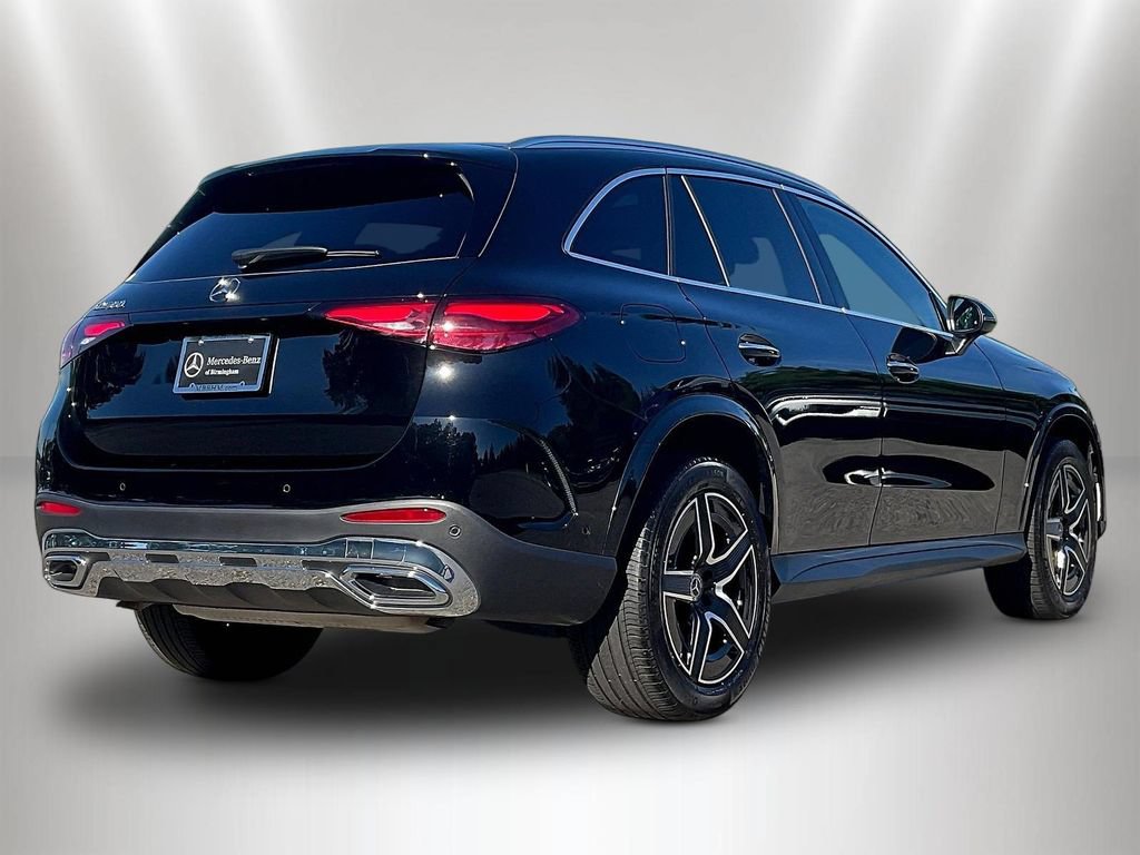 Used 2026 Mercedes-Benz GLC 300 image 7
