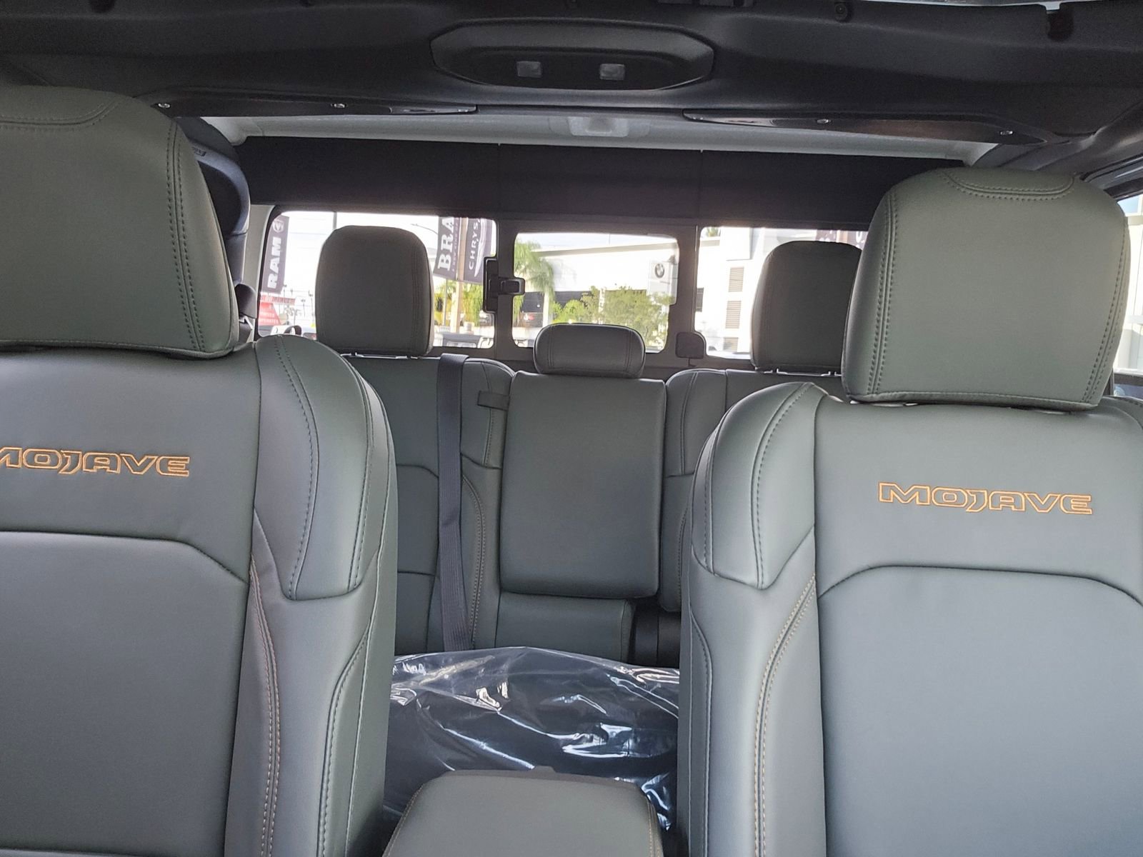 New 2026 Jeep Gladiator Mojave image 29