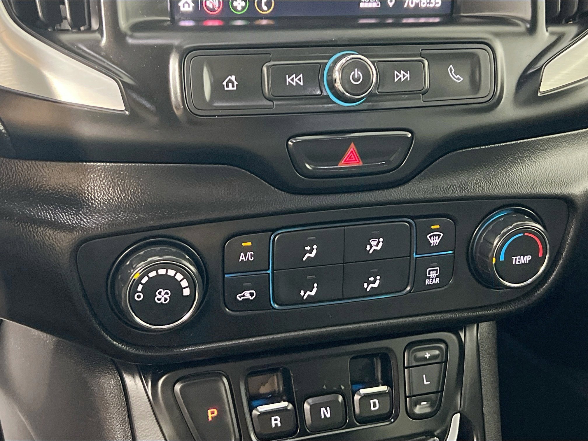 Used 2020 GMC Terrain SLE image 27