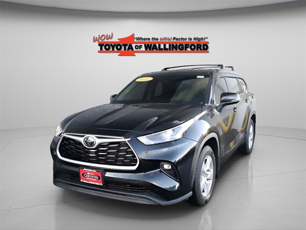 Certified 2022 Toyota Highlander LE