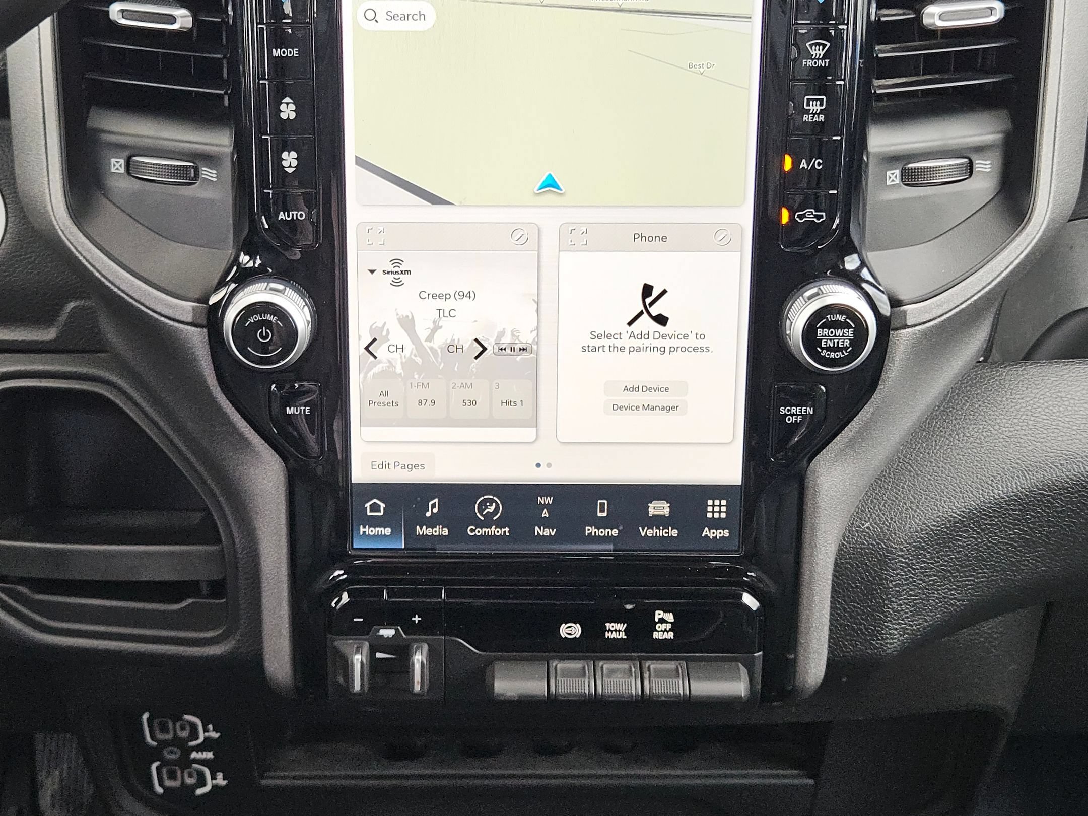 Used 2024 RAM 3500 Tradesman w/ Towing Technology Group AWD/4WD image 19