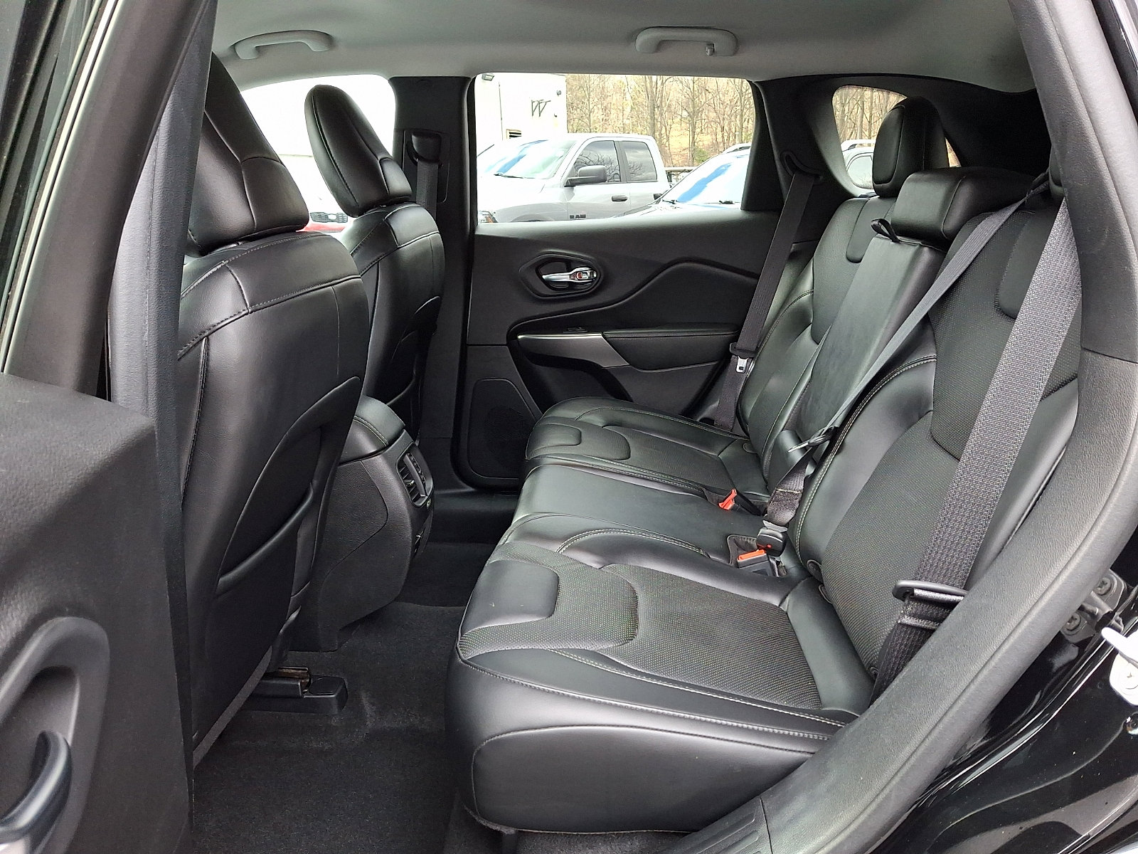 Certified 2020 Jeep Cherokee Limited AWD/4WD image 10