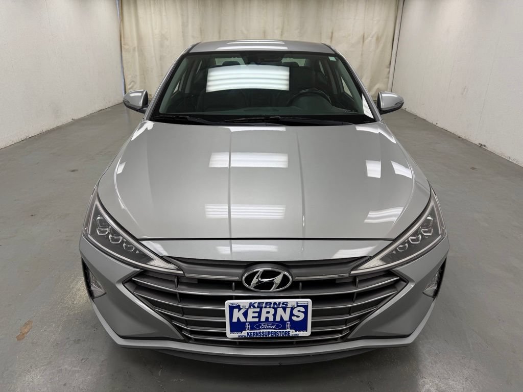 Used 2020 Hyundai Elantra Limited w/ Cargo Package (C1) FWD image 7