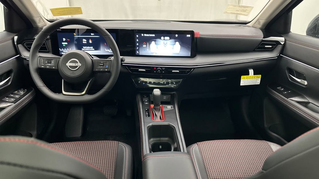 New 2025 Nissan Kicks SR w/ SR Premium Package image 15