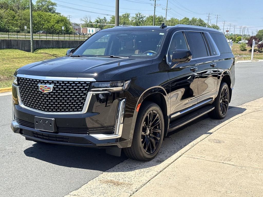 Used 2024 Cadillac Escalade ESV Premium Luxury AWD/4WD image 21