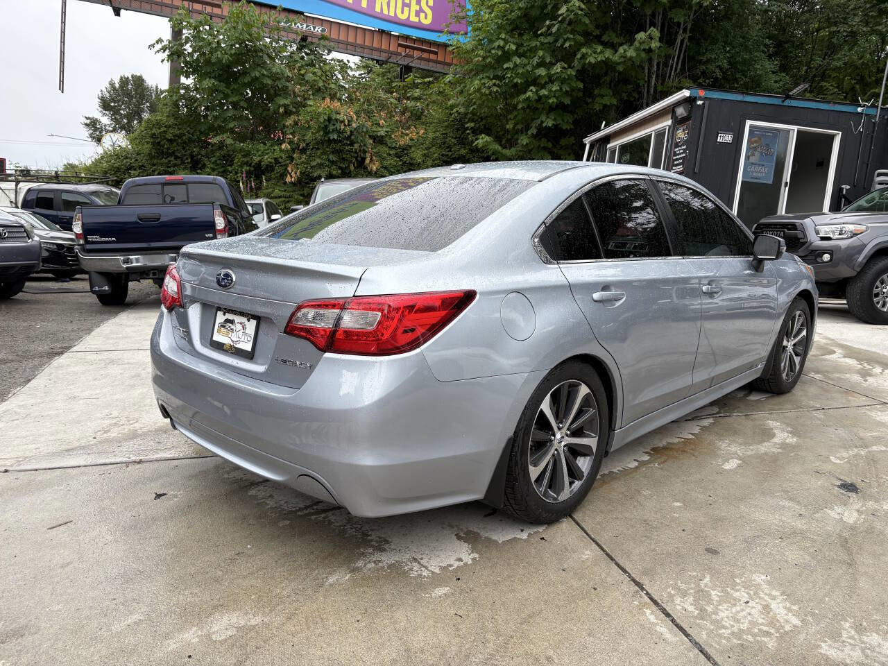 Used 2015 Subaru Legacy 2.5i Limited AWD/4WD image 5