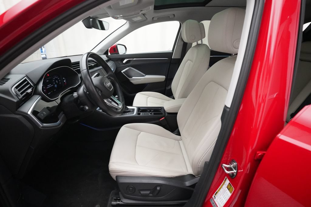 Certified 2022 Audi Q3 2.0T Premium Plus AWD/4WD image 7
