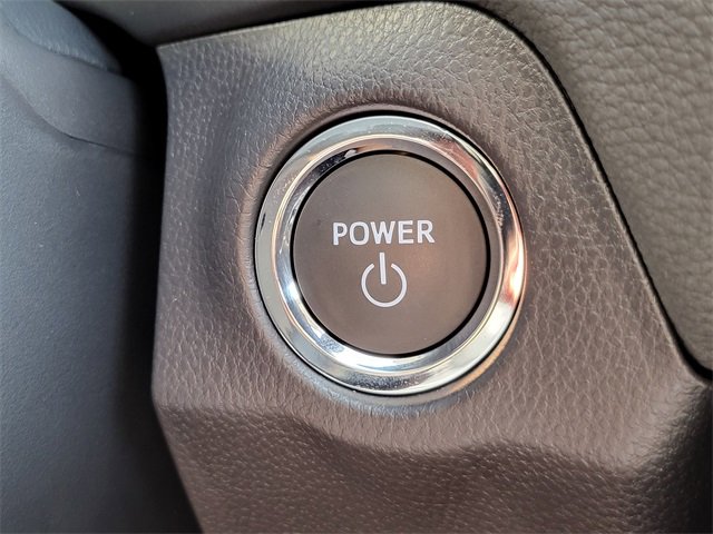 Used 2025 Toyota RAV4 XLE image 31