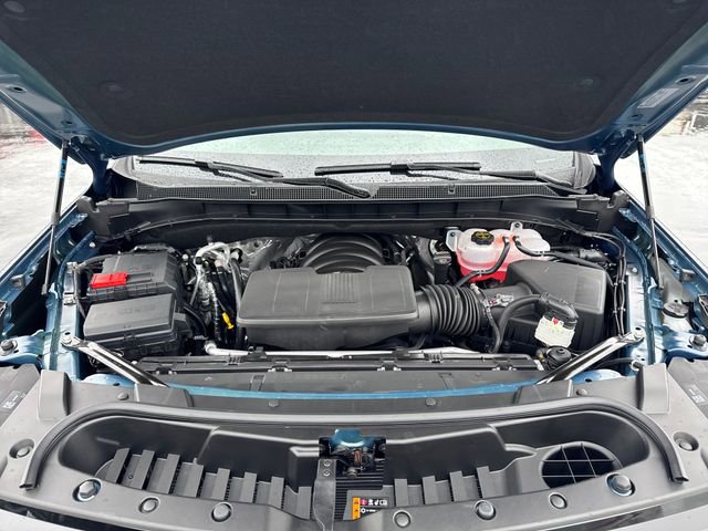 New 2026 Chevrolet Suburban LT image 21