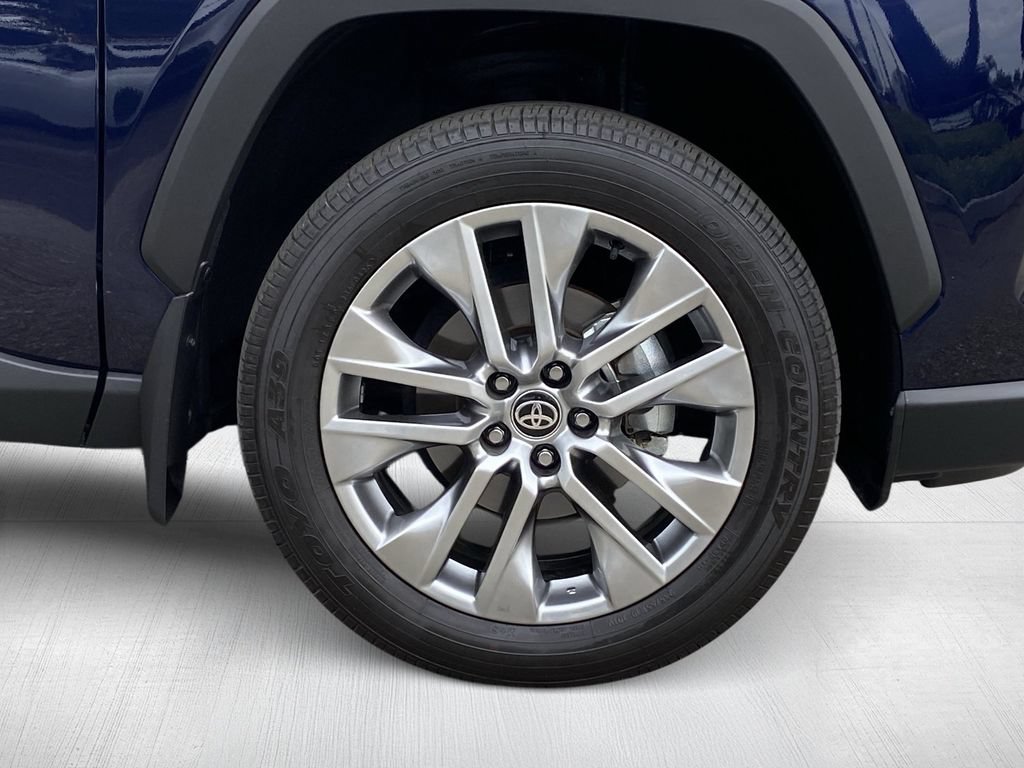 Certified 2025 Toyota RAV4 XLE Premium FWD image 15