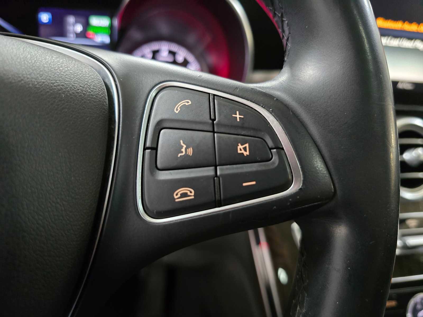 Used 2016 Mercedes-Benz C 350e Sedan image 32