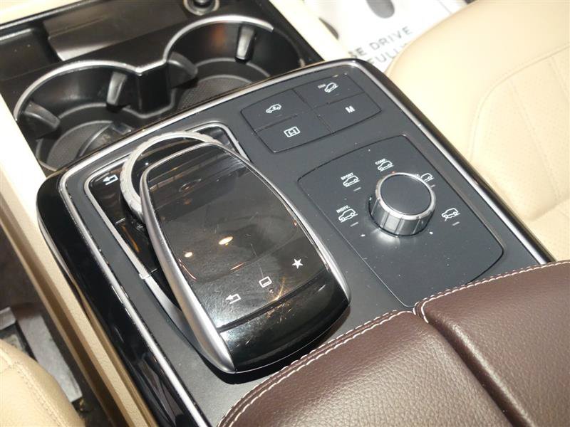 Used 2017 Mercedes-Benz GLS 450 4MATIC image 42