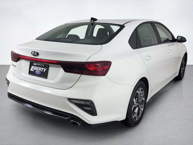 Used 2021 Kia Forte LXS FWD image 3