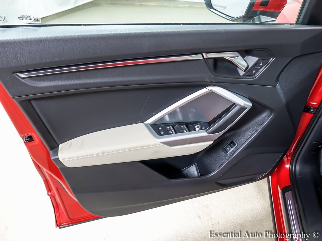 Used 2020 Audi Q3 2.0T Premium Plus w/ Premium Plus Package image 20