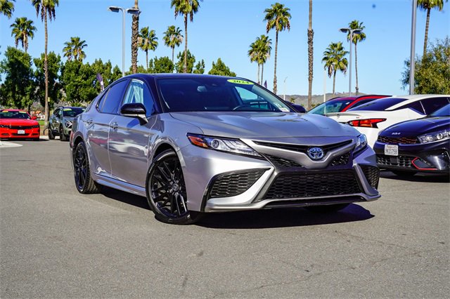 Used 2024 Toyota Camry XSE image 2