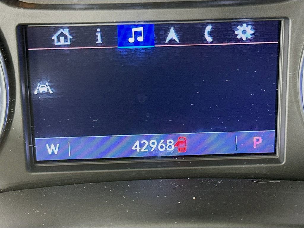 Used 2022 Buick Enclave Essence image 17