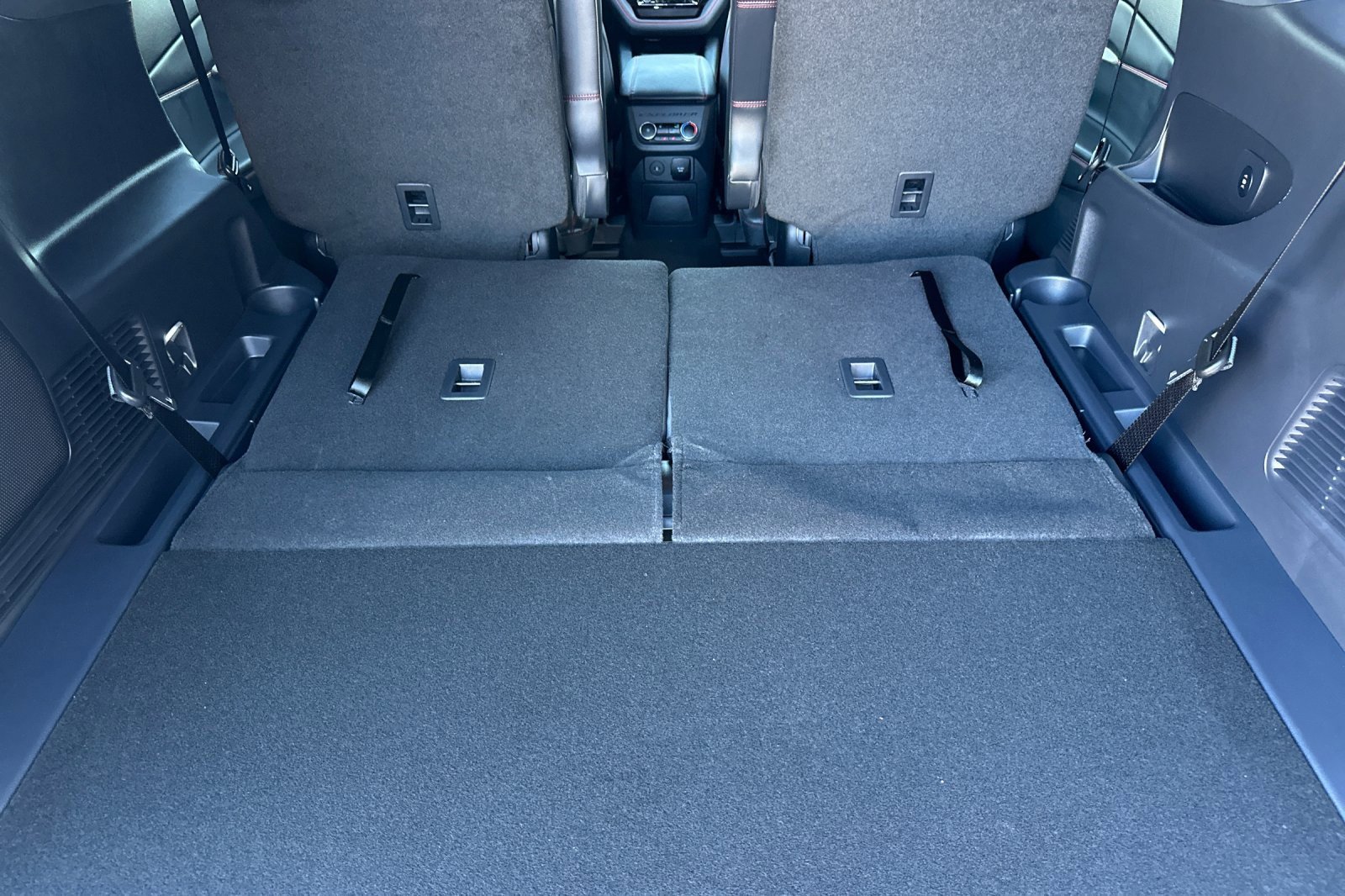 New 2026 Ford Explorer ST-Line w/ ST-Line Street Pack image 16