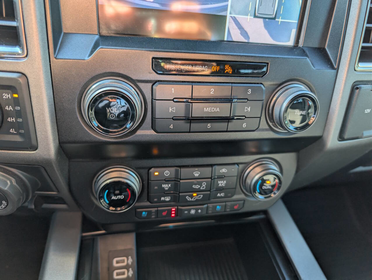 Used 2019 Ford F150 Raptor w/ Equipment Group 802A Luxury image 24