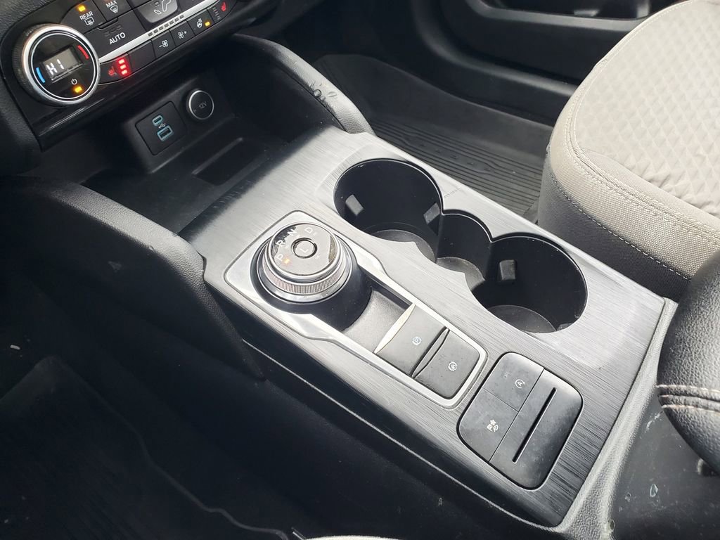 Used 2021 Ford Escape SE w/ SE Sport Appearance Package image 25