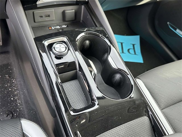 New 2025 Buick Envision Sport Touring image 11