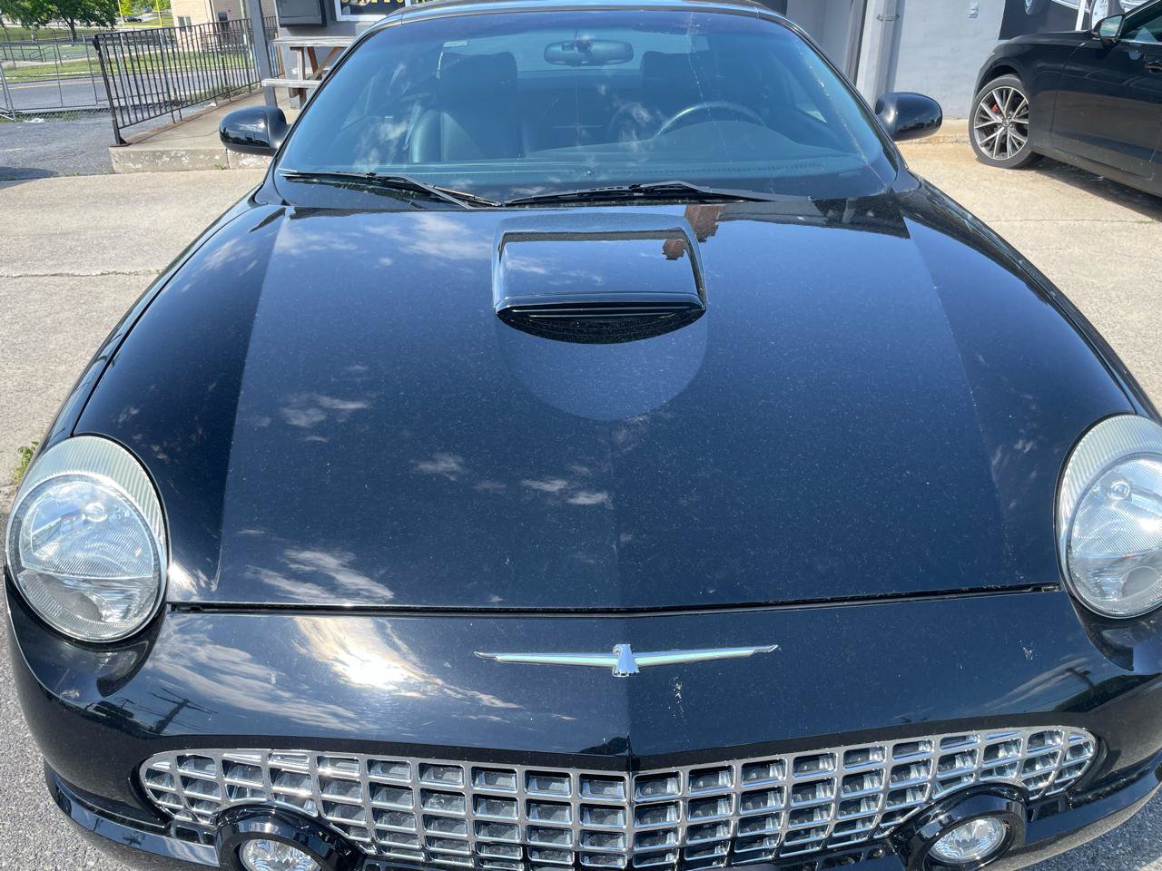 Used 2003 Ford Thunderbird RWD image 34