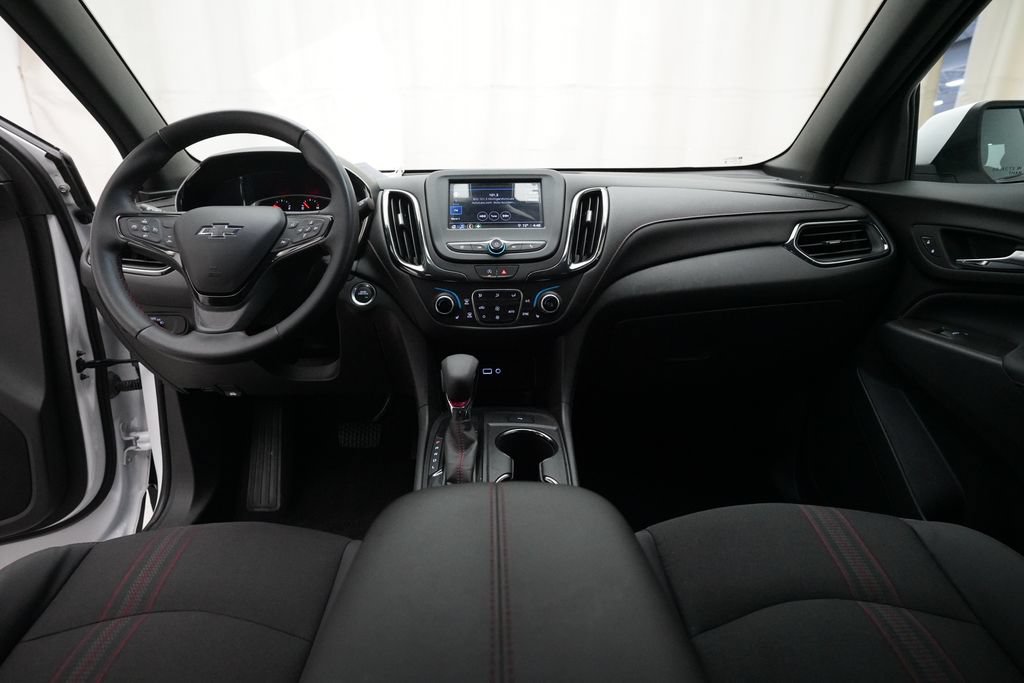 Used 2023 Chevrolet Equinox RS AWD/4WD image 5