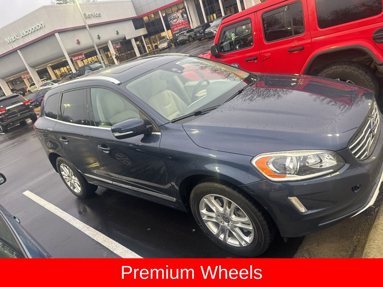 Used 2015 Volvo XC60 T5 Premier image 4