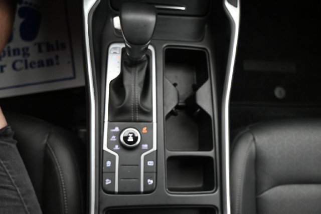 Used 2023 Kia Sorento S AWD/4WD image 17