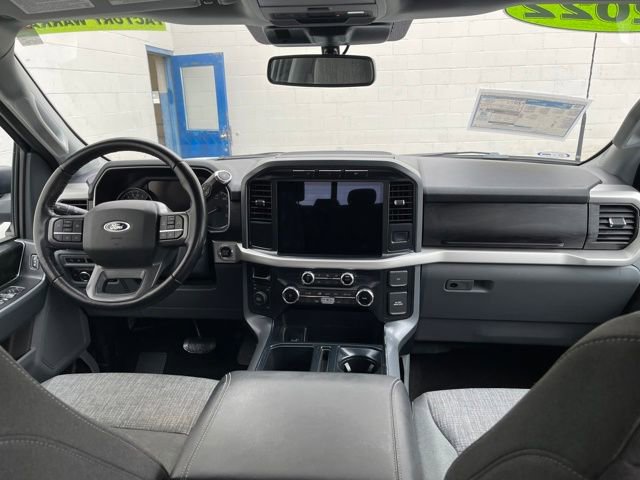 Used 2022 Ford F150 XLT w/ Equipment Group 302A High image 26