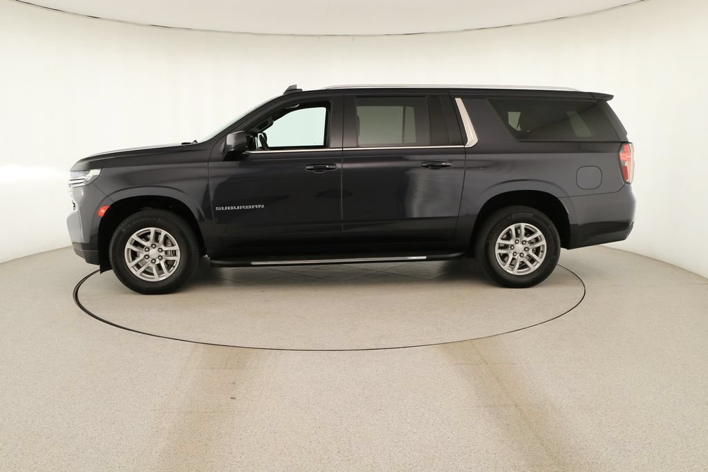 Used 2024 Chevrolet Suburban LS AWD/4WD image 2