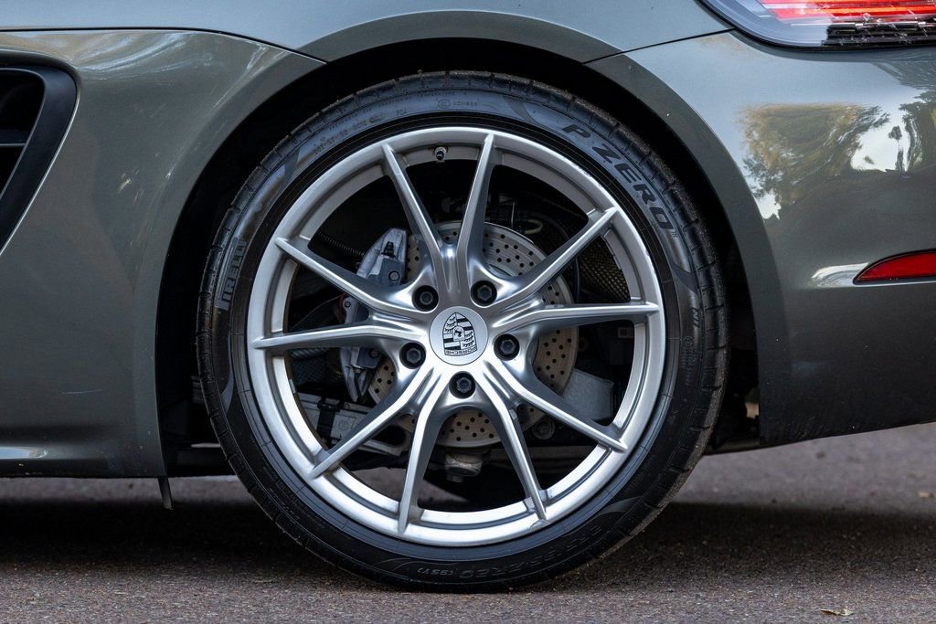 Used 2021 Porsche 718 Boxster Base w/ Premium Package image 54