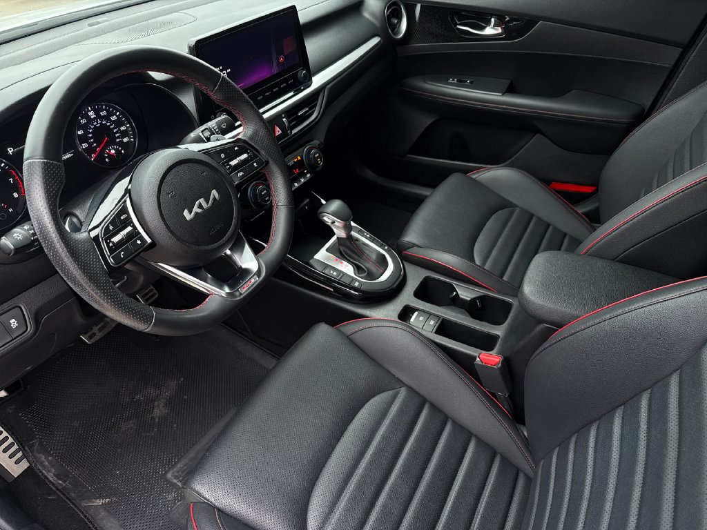 Used 2024 Kia Forte GT w/ GT2 Package FWD image 10
