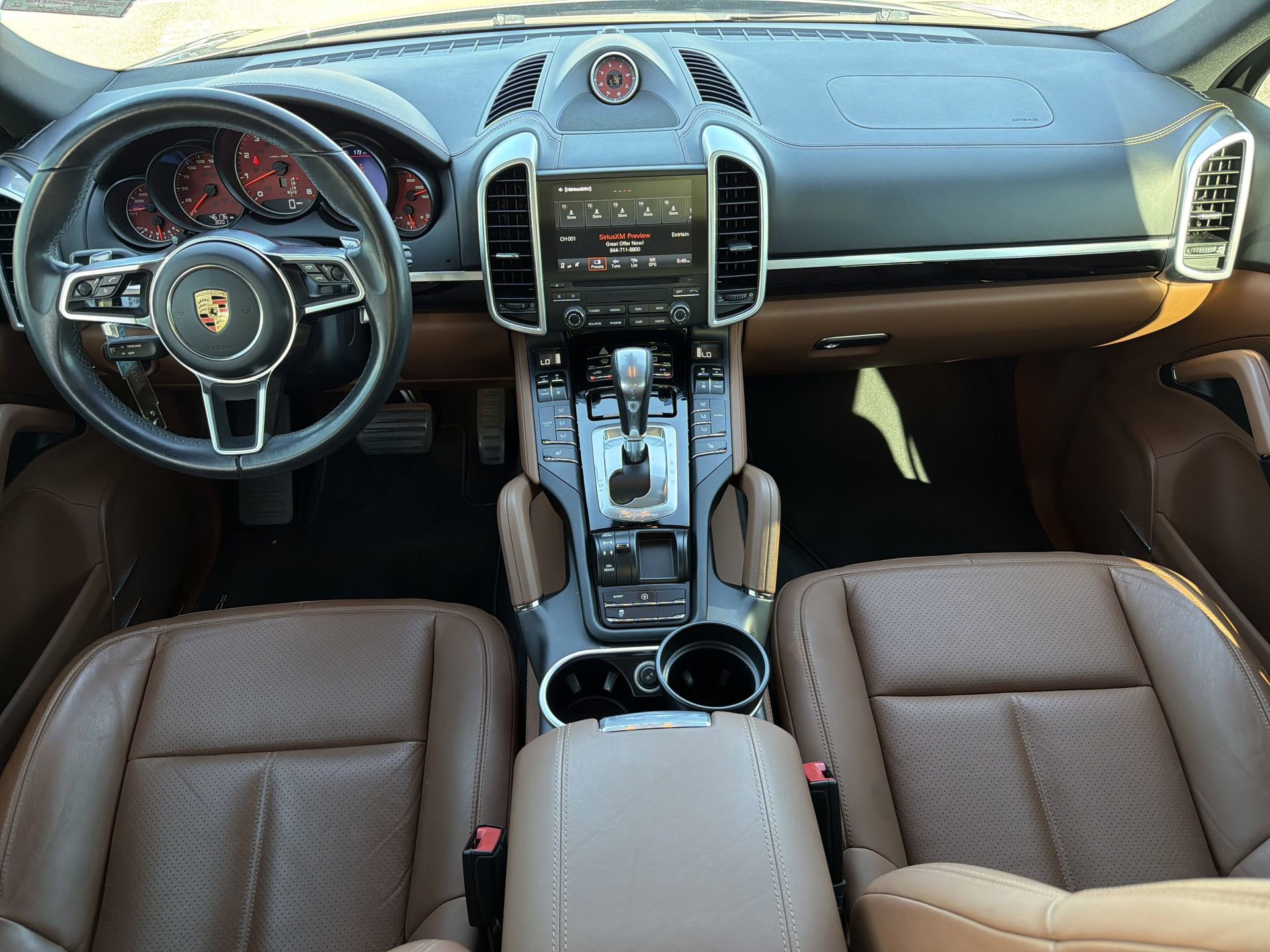 Used 2017 Porsche Cayenne AWD/4WD image 13
