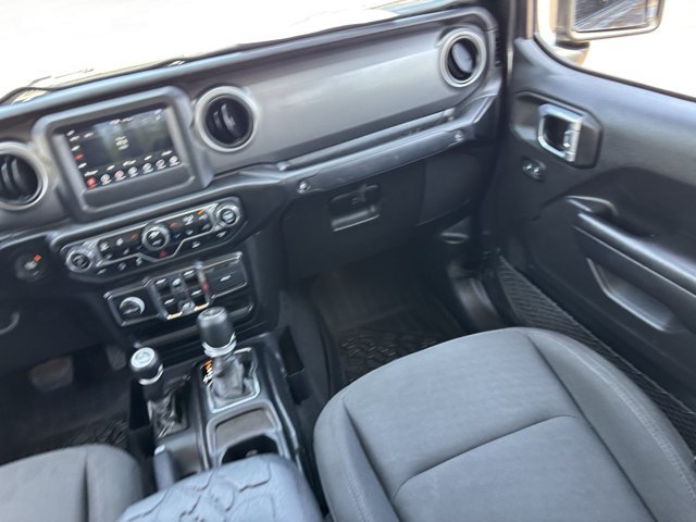 Used 2021 Jeep Gladiator Sport AWD/4WD image 16