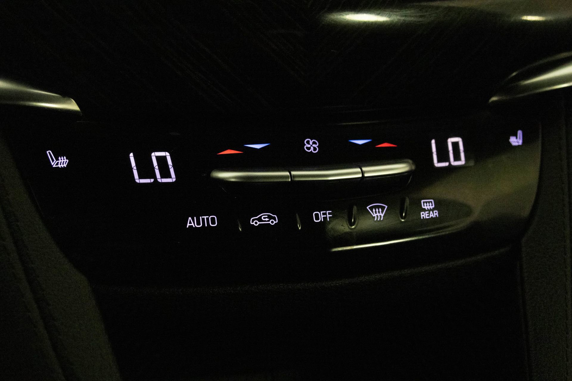 Used 2021 Cadillac XT6 Premium Luxury image 26