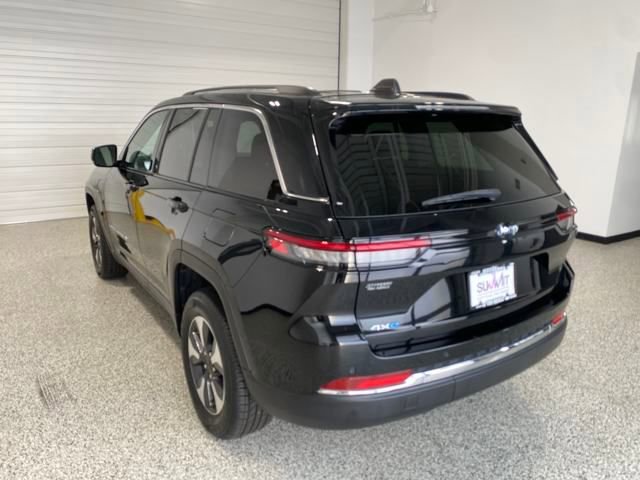 Used 2024 Jeep Grand Cherokee Limited 4xe image 24