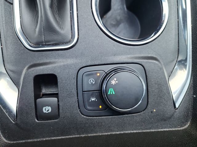 Used 2023 Chevrolet Traverse LT image 26