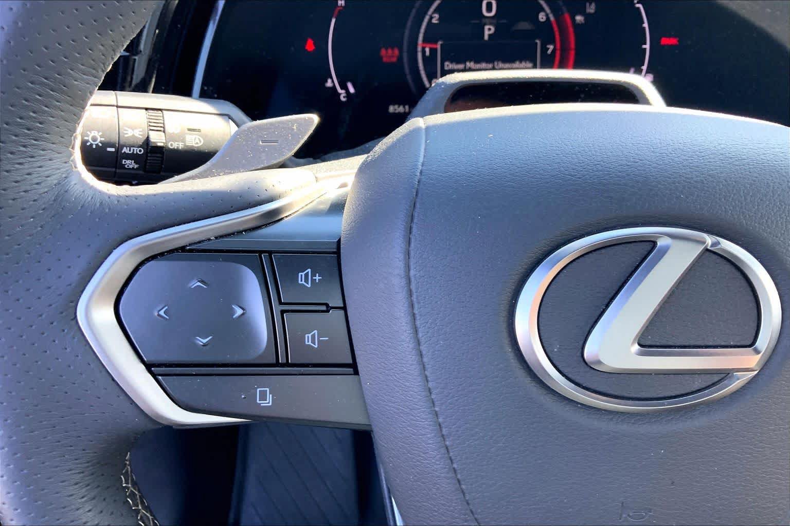 Certified 2023 Lexus RX 350 F Sport w/ Accessory Package AWD/4WD image 24