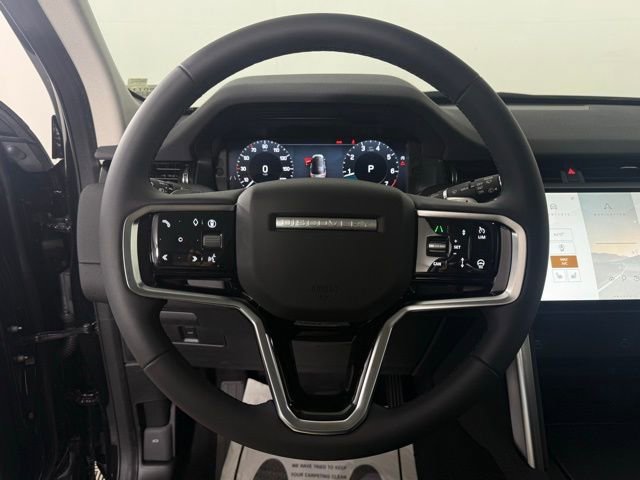 New 2025 Land Rover Discovery Sport S image 37