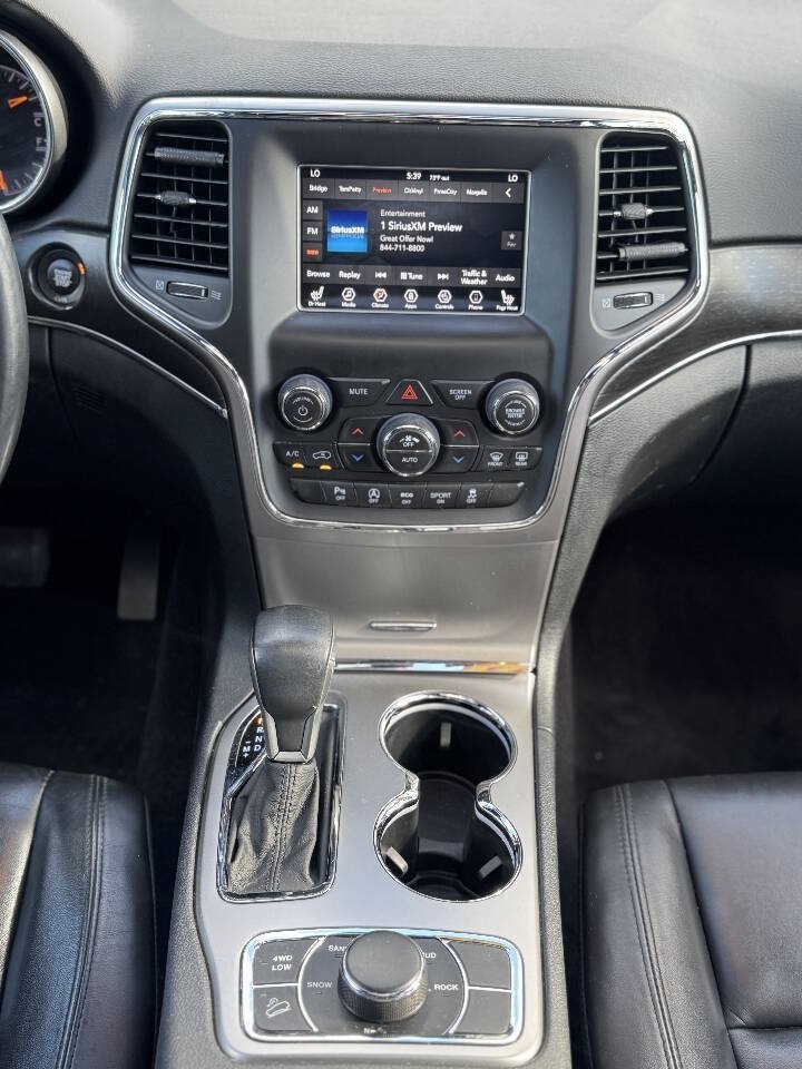 Used 2018 Jeep Grand Cherokee Limited AWD/4WD image 14