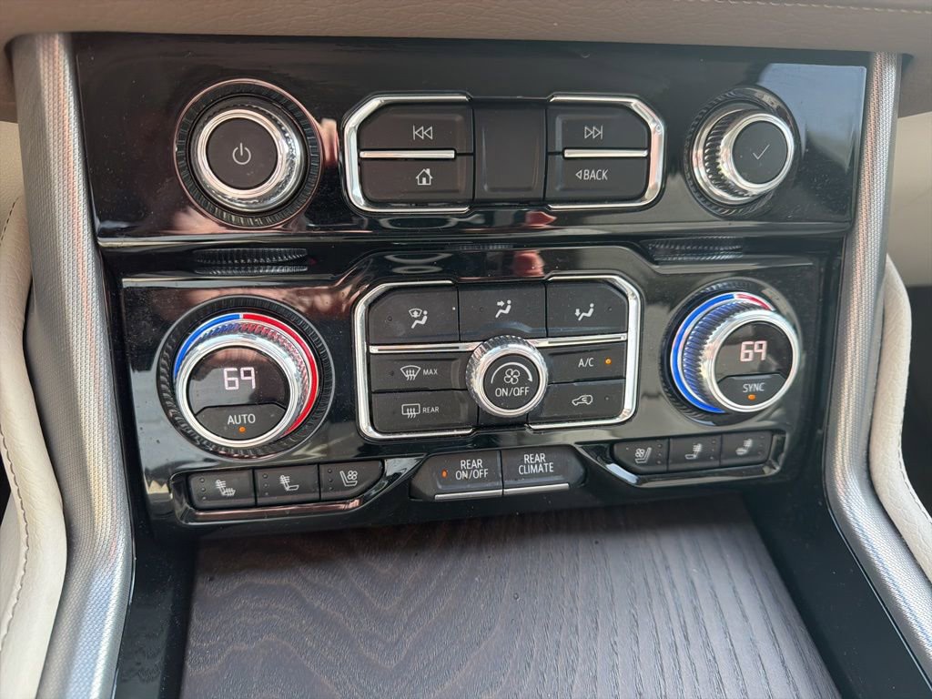 Used 2023 GMC Yukon Denali w/ Max Trailering Package image 23