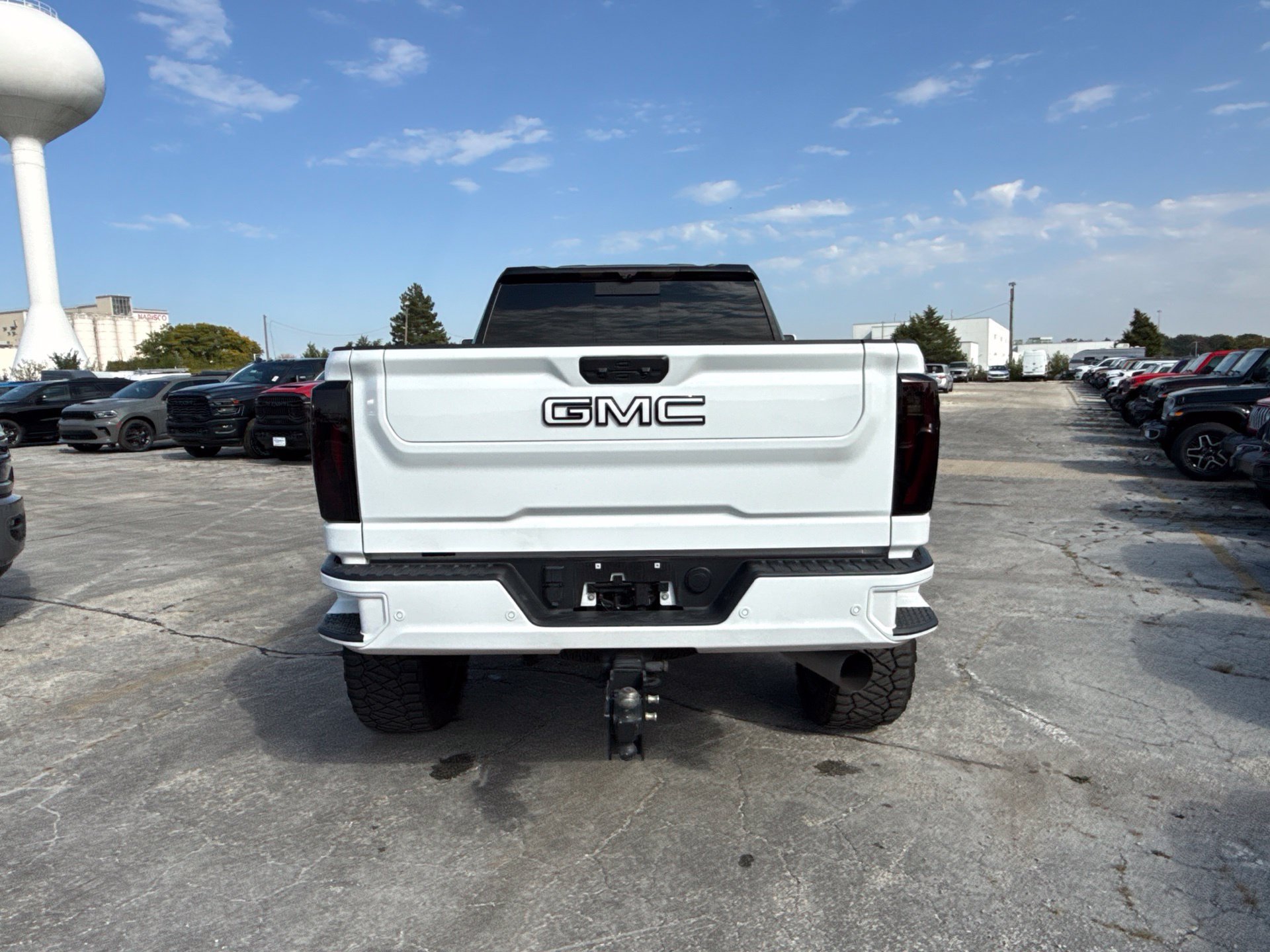 Used 2025 GMC Sierra 3500 Denali w/ Denali Reserve Package AWD/4WD image 7